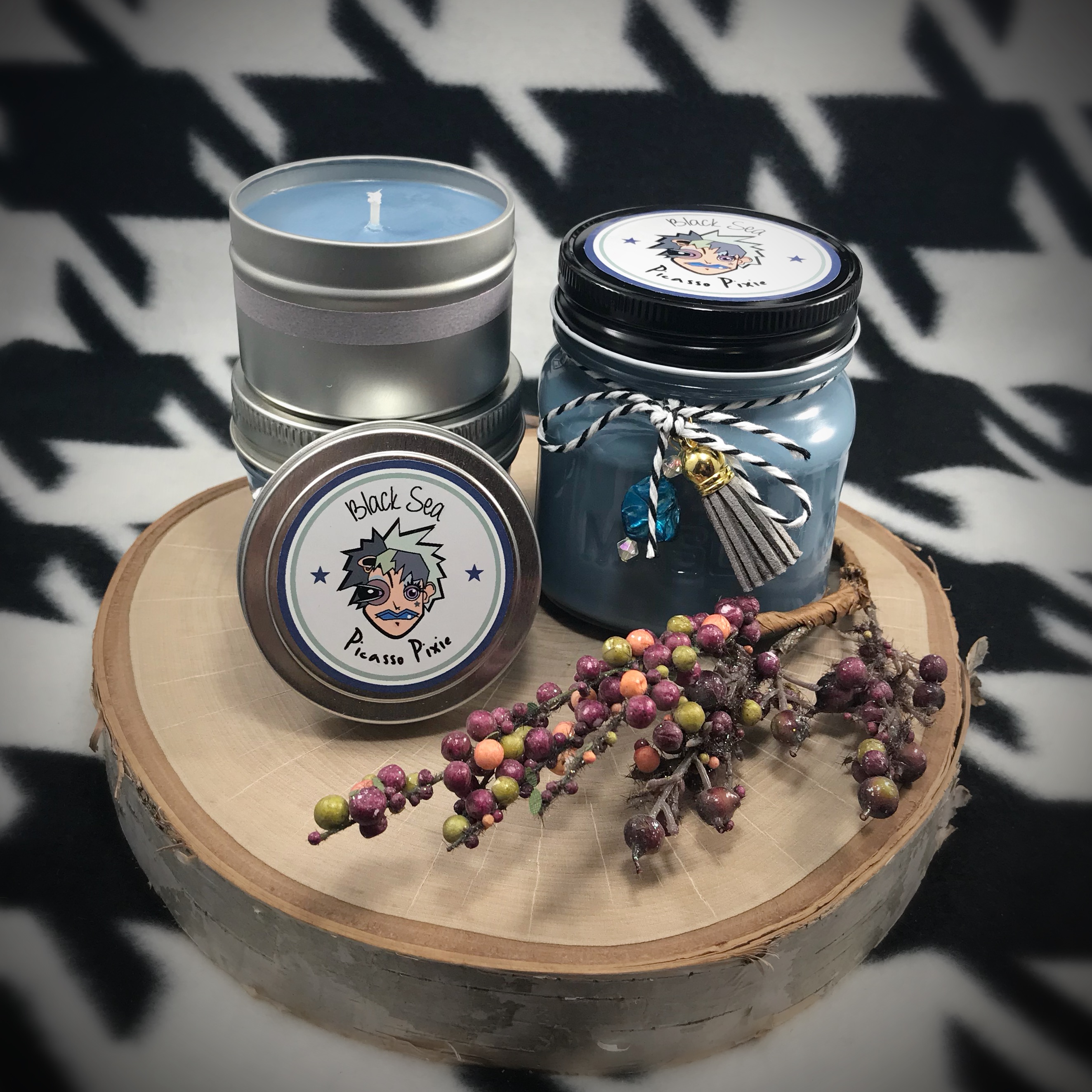 Black Sea Scented Soy Candle Picasso Pixie
