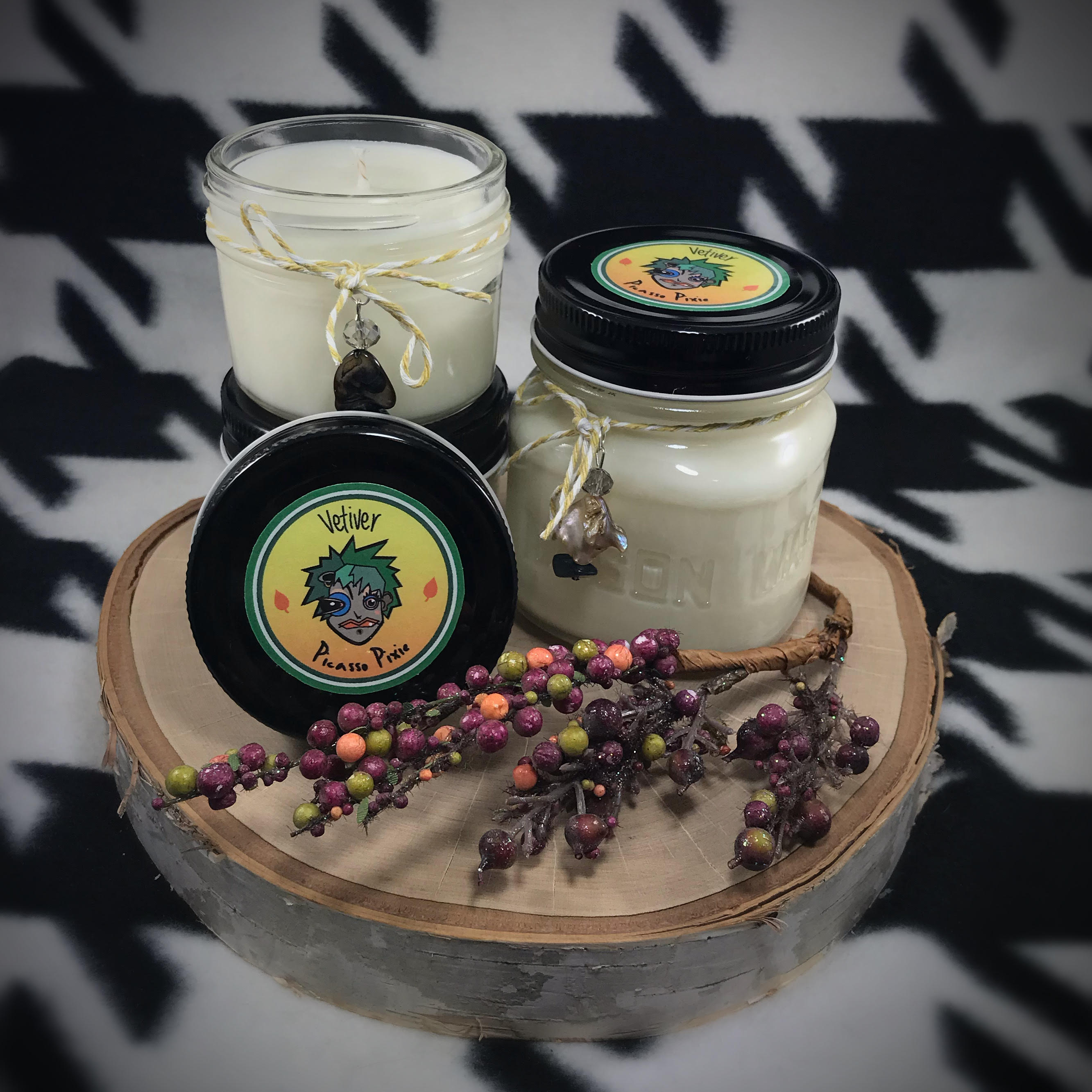 Vetiver Scented Soy Candle - Picasso Pixie